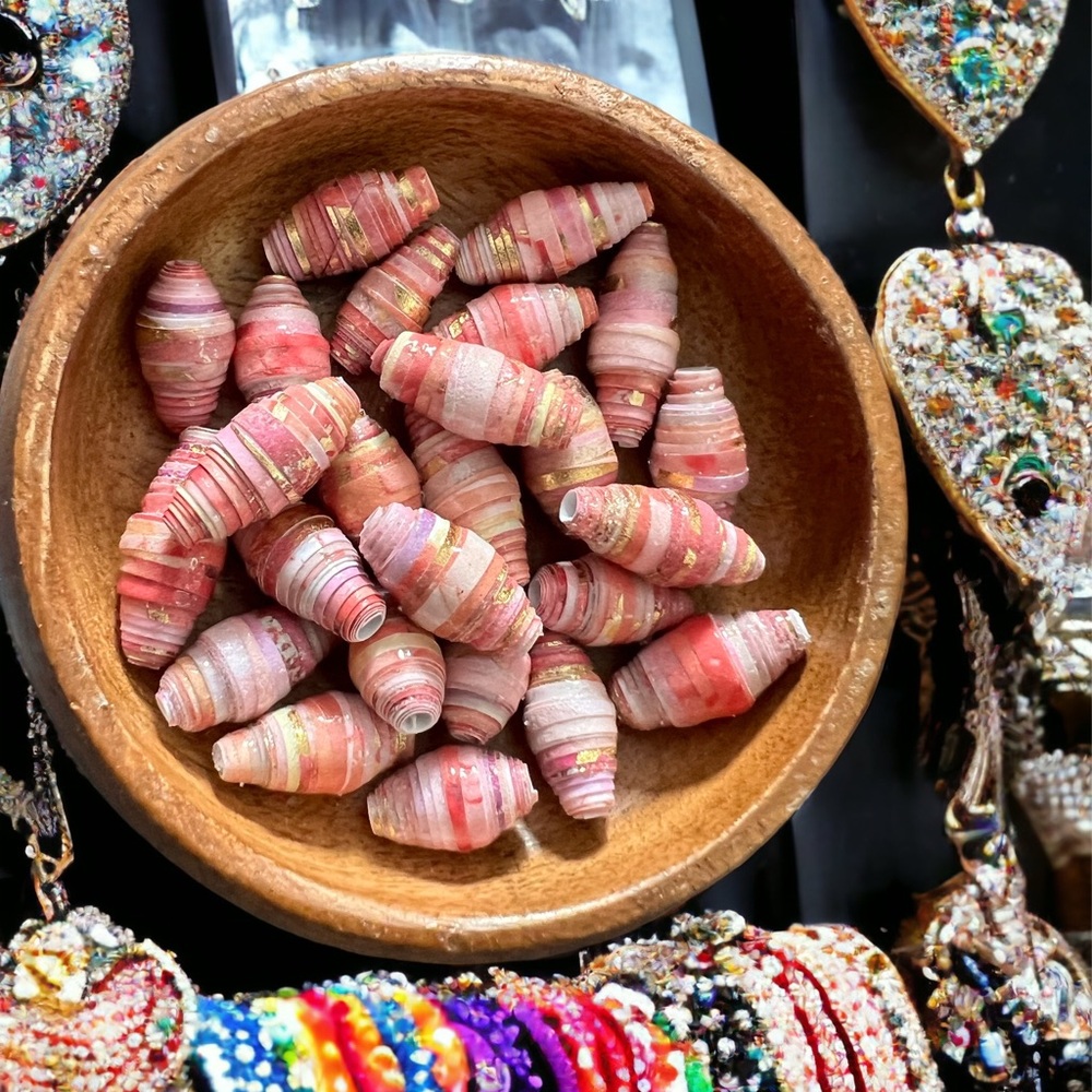 Paper beads